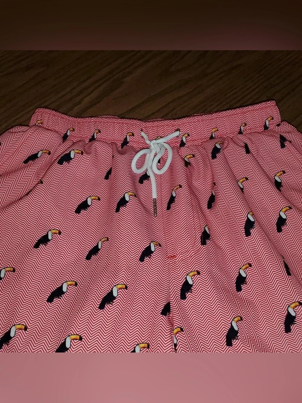 MOSMANN AUSTRALIA MENS SWIM SHORTS - TOUCAN SIZE MEDIUM
